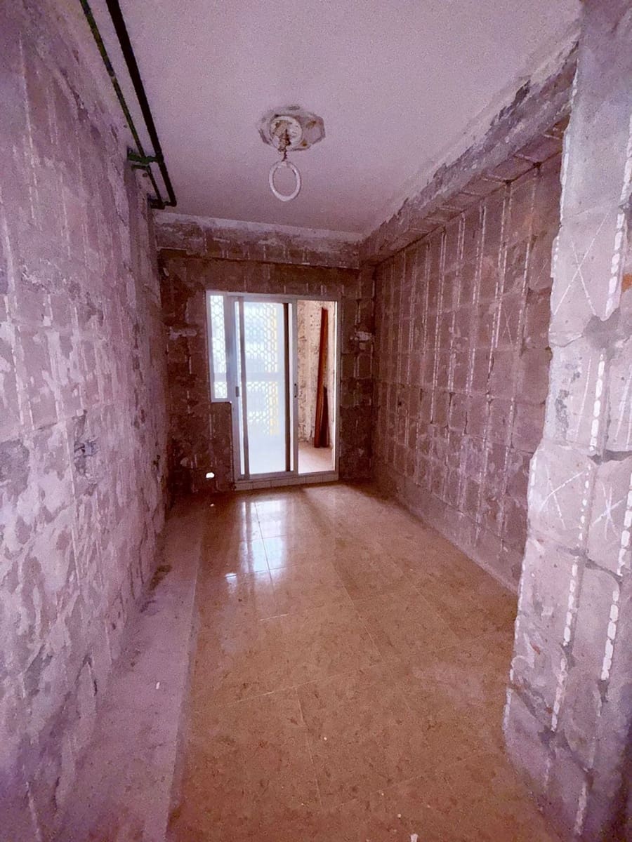 3 soveværelse Lejlighed til salg i Las Palmas de Gran Canaria med garage - € 280.000 (Ref: 10148203)