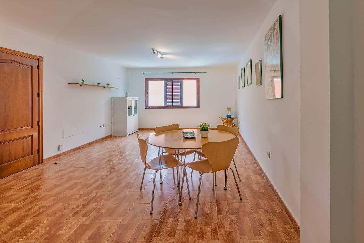 2 bedroom Apartment for sale in Arinaga with garage - € 253,000 (Ref: 10154376)