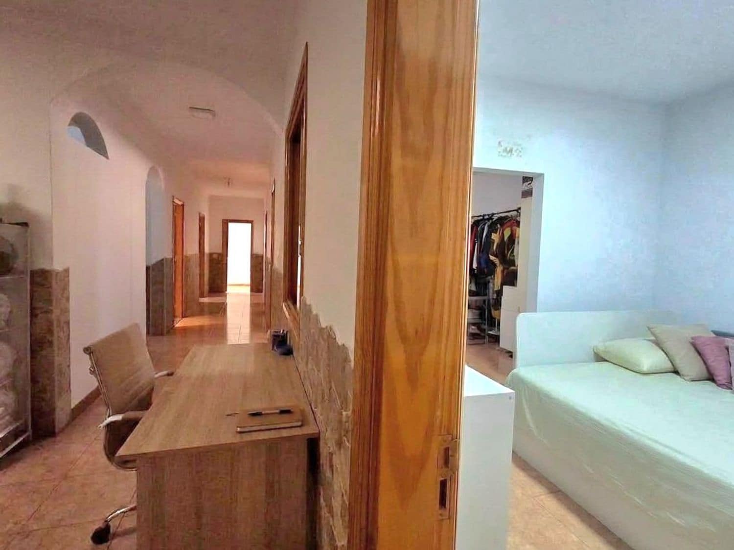 5 soveværelse Byhus til salg i Las Palmas de Gran Canaria med garage - € 275.000 (Ref: 10154377)