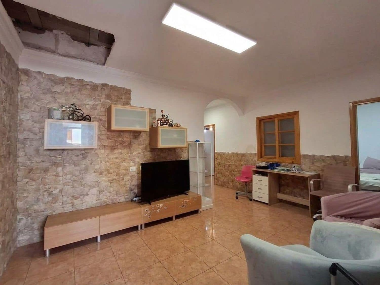 5 soveværelse Byhus til salg i Las Palmas de Gran Canaria med garage - € 275.000 (Ref: 10154377)