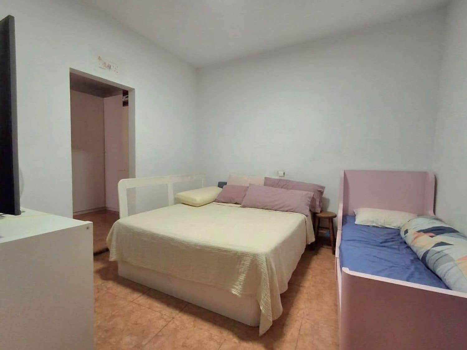5 soveværelse Byhus til salg i Las Palmas de Gran Canaria med garage - € 275.000 (Ref: 10154377)