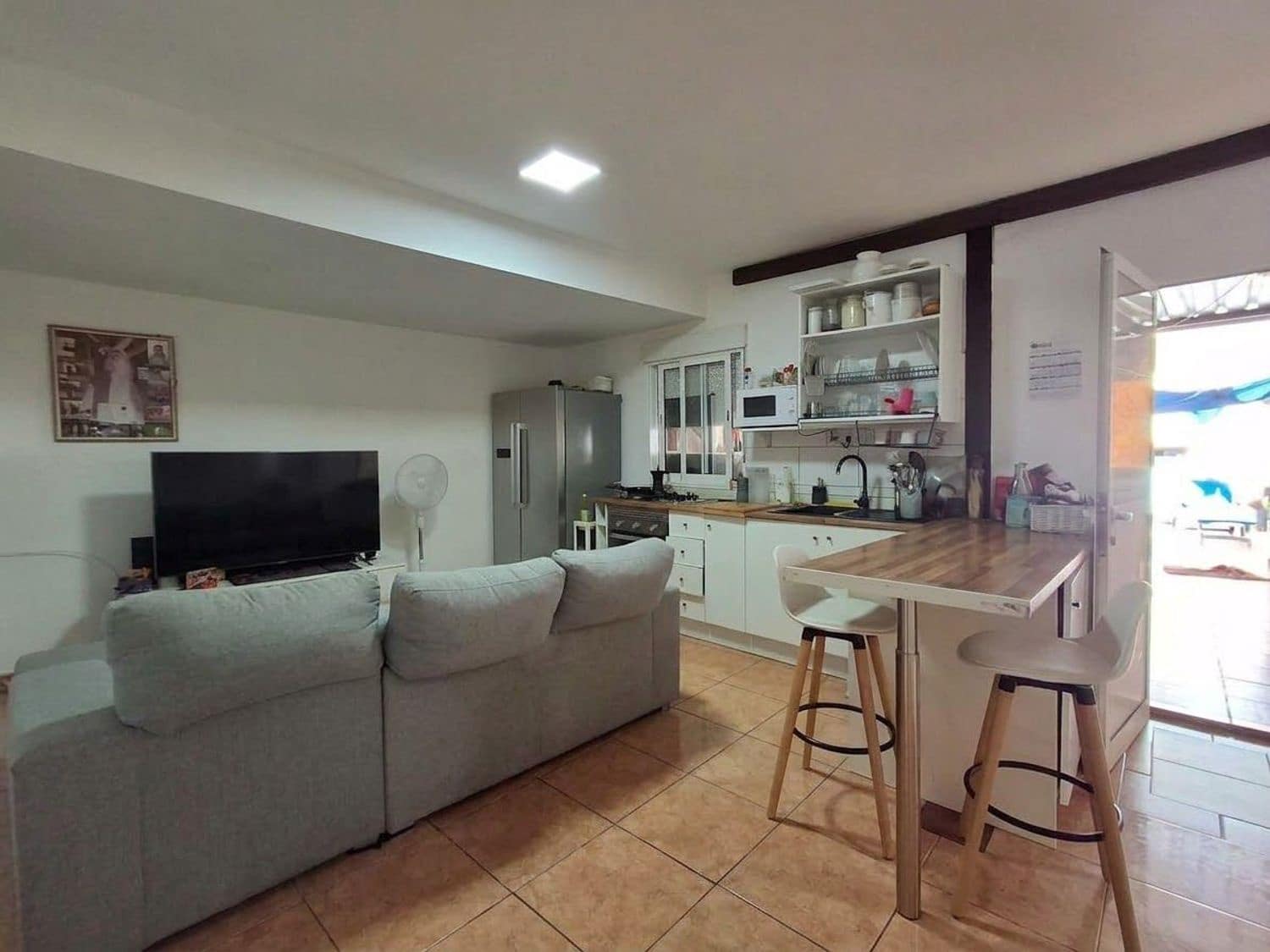 5 soveværelse Byhus til salg i Las Palmas de Gran Canaria med garage - € 275.000 (Ref: 10154377)