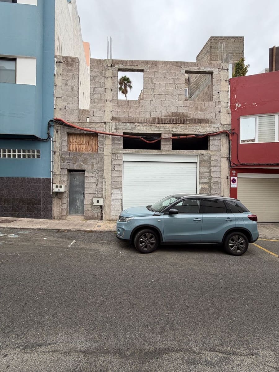 Teren niezagospodarowany na sprzedaż w Las Palmas de Gran Canaria - 148 000 € (Ref: 10160885)