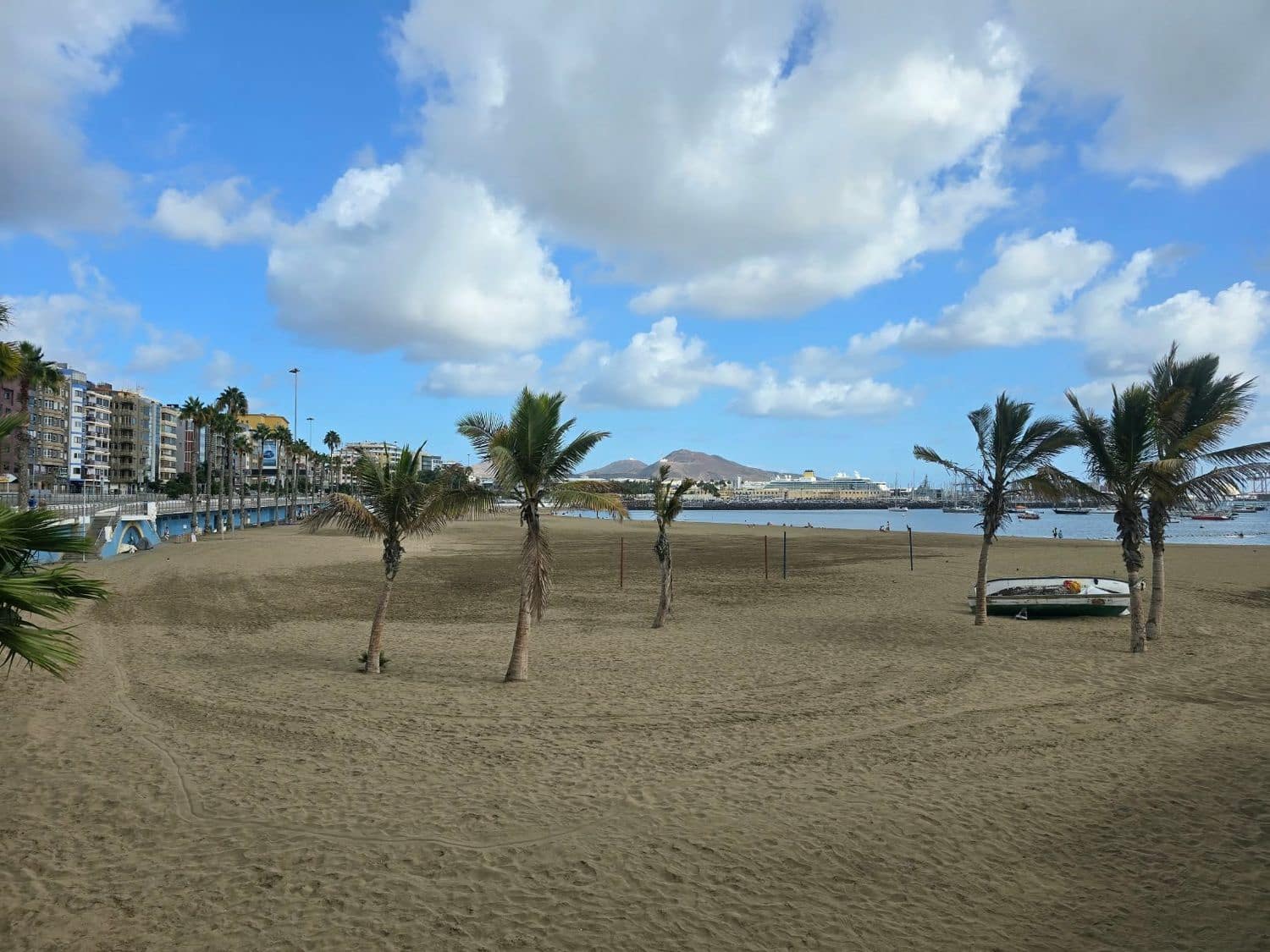Erhverv til leje i Las Palmas de Gran Canaria - € 1.550 (Ref: 10164006)