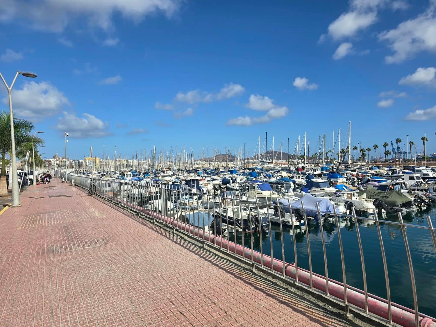 Erhverv til leje i Las Palmas de Gran Canaria - € 1.550 (Ref: 10164006)