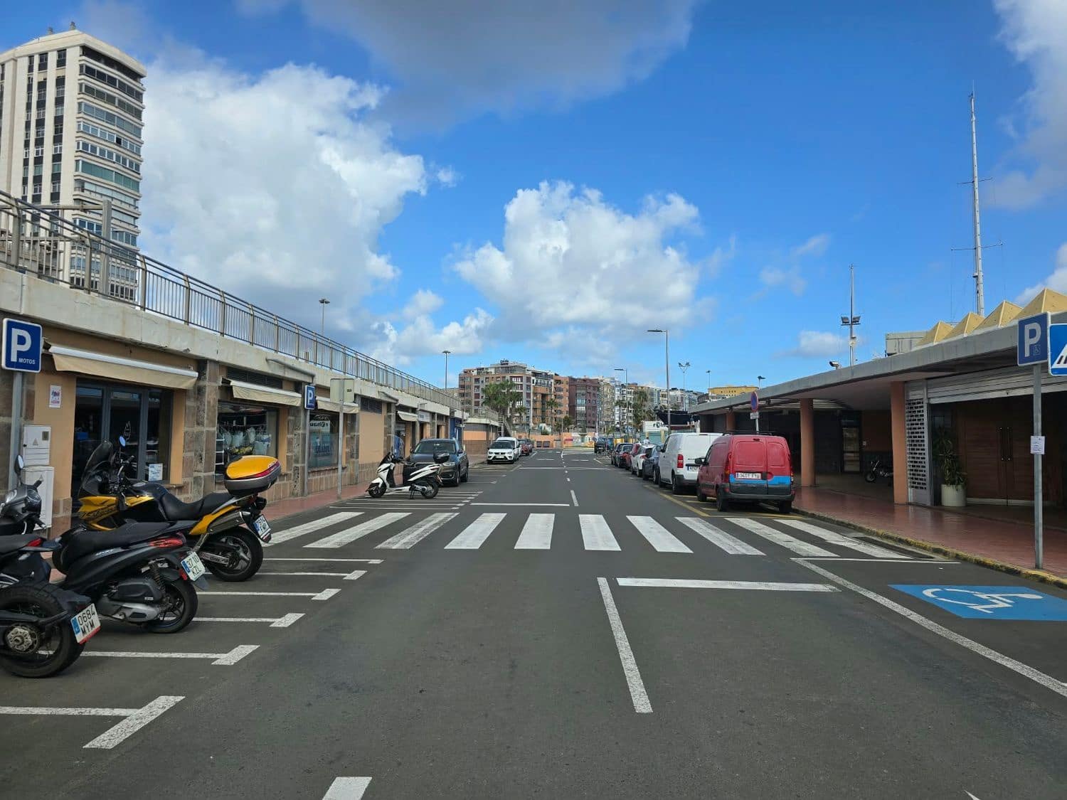 Erhverv til leje i Las Palmas de Gran Canaria - € 1.550 (Ref: 10164006)