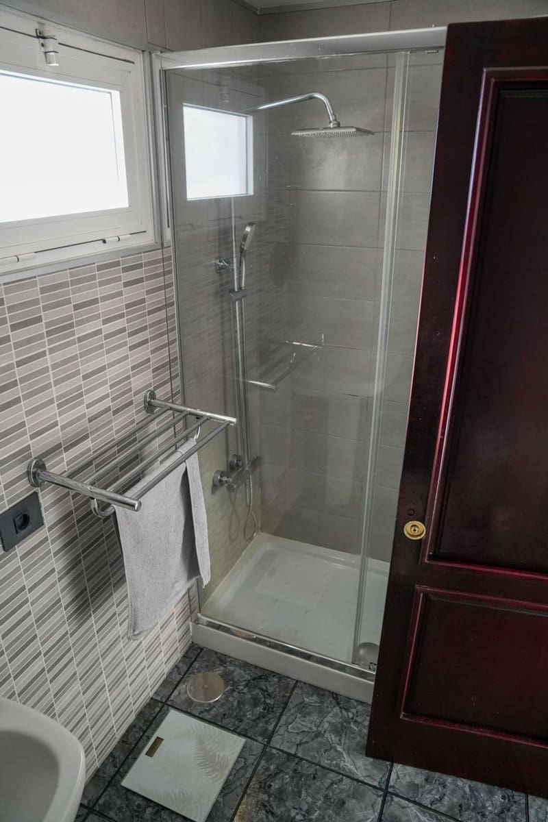 3 bedroom Apartment for sale in Santa Lucia de Tirajana with garage - € 225,000 (Ref: 10165968)