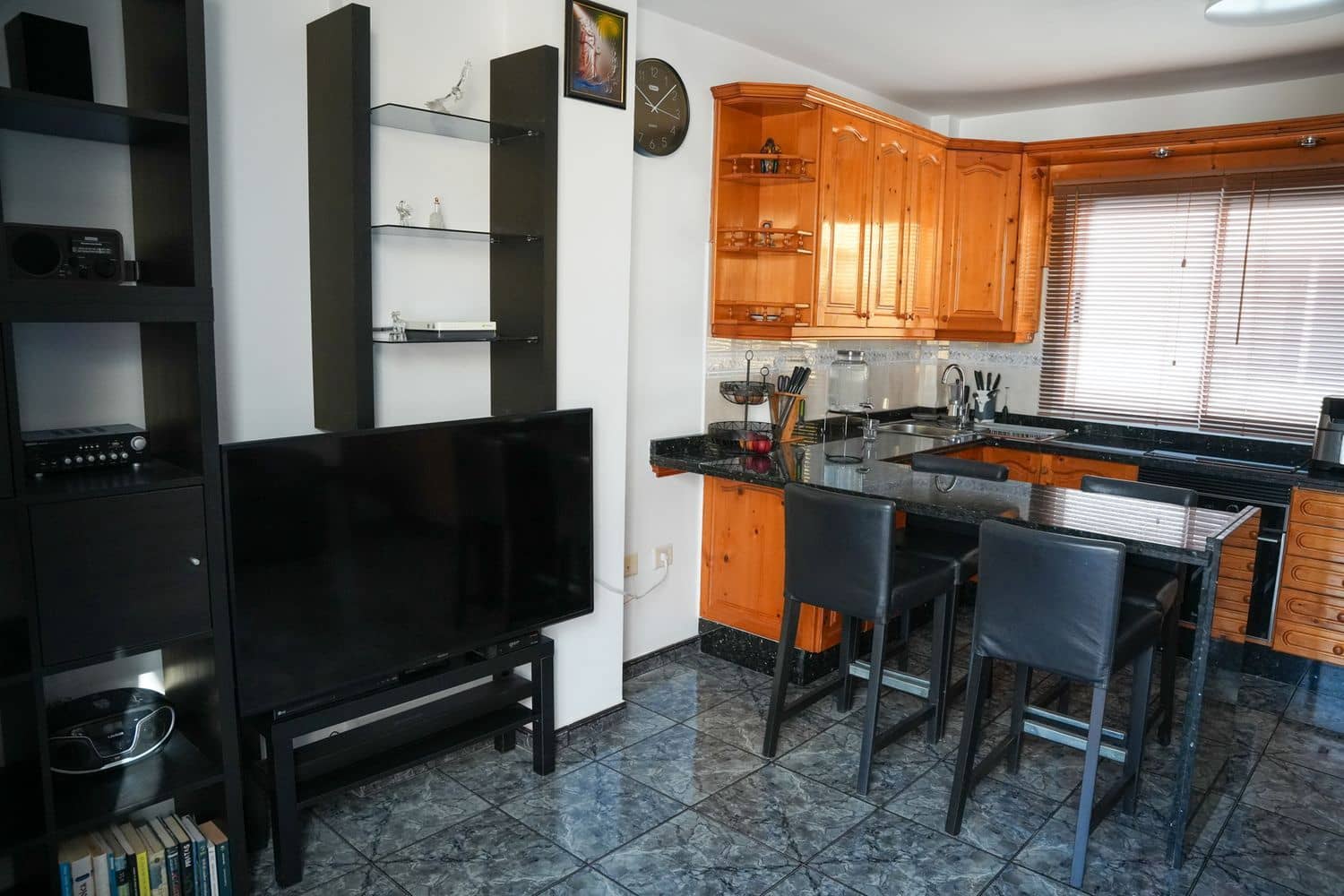 3 bedroom Apartment for sale in Santa Lucia de Tirajana with garage - € 225,000 (Ref: 10165968)