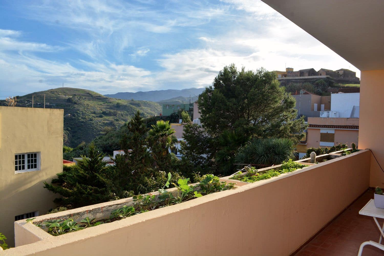 5 bedroom Villa for sale in Santa Brigida with garage - € 353,000 (Ref: 10168034)