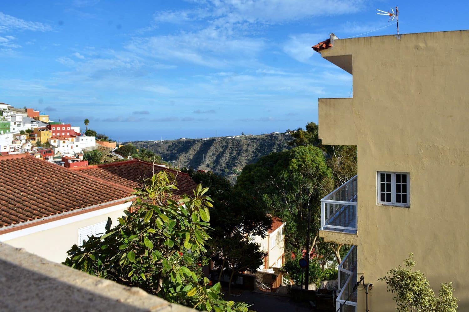 5 bedroom Villa for sale in Santa Brigida with garage - € 353,000 (Ref: 10168034)
