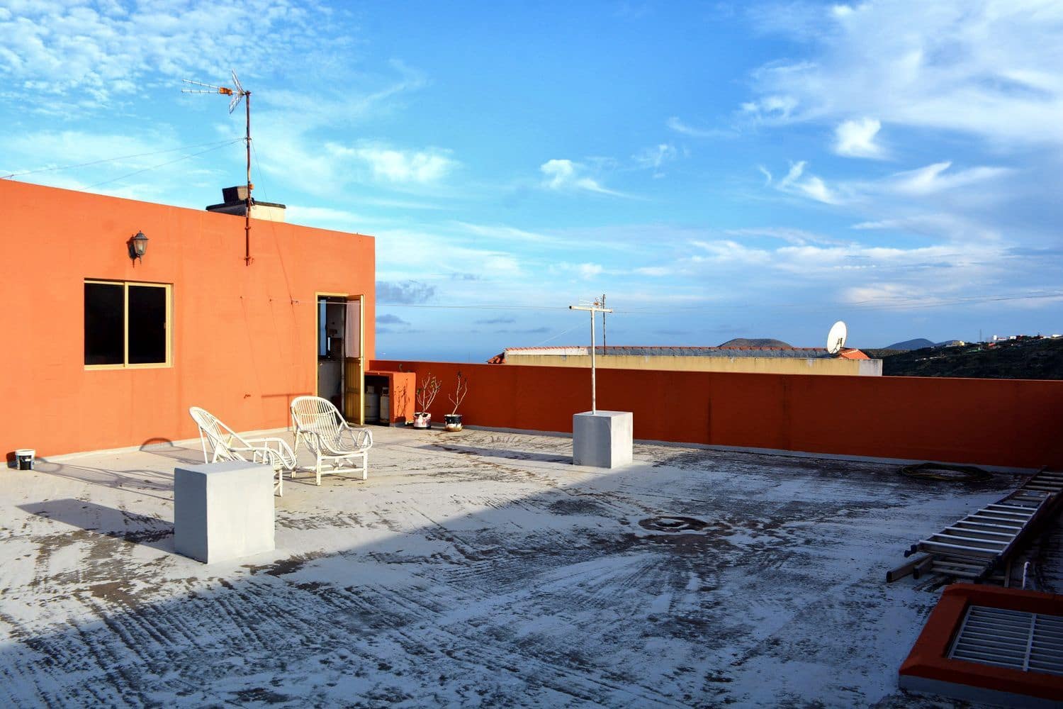 5 bedroom Villa for sale in Santa Brigida with garage - € 353,000 (Ref: 10168034)