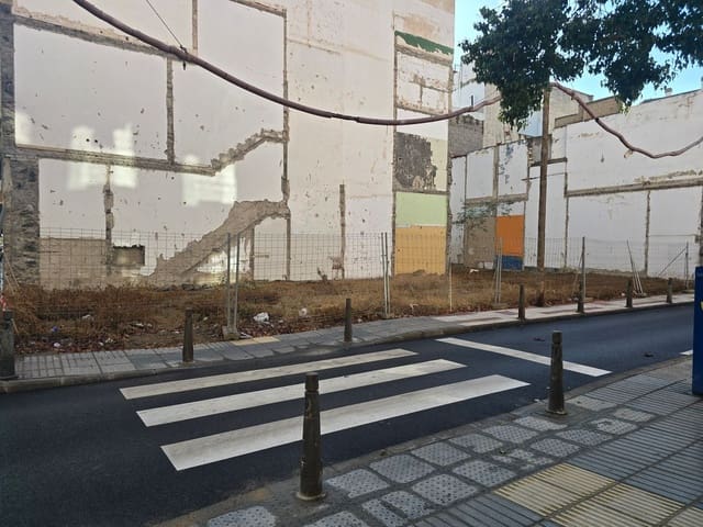 Terreno Não Urbanizado para venda em Alcaravaneras, Las Palmas de Gran Canaria - 870 000 € (Ref: 10176112)