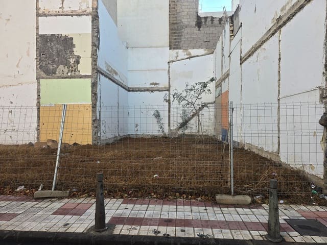 Terreno Não Urbanizado para venda em Alcaravaneras, Las Palmas de Gran Canaria - 870 000 € (Ref: 10176112)