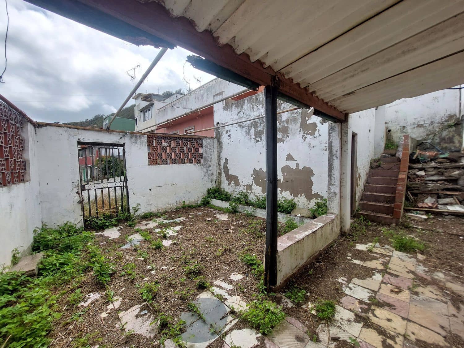 Ruin til salg i Arucas - € 73.500 (Ref: 4201151)