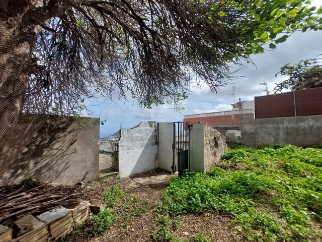 Ruin til salgs i Arucas - € 73 500 (Ref: 4201151)