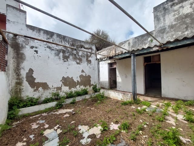 Ruina na sprzedaż w Arucas - 69 500 € (Ref: 4201151)