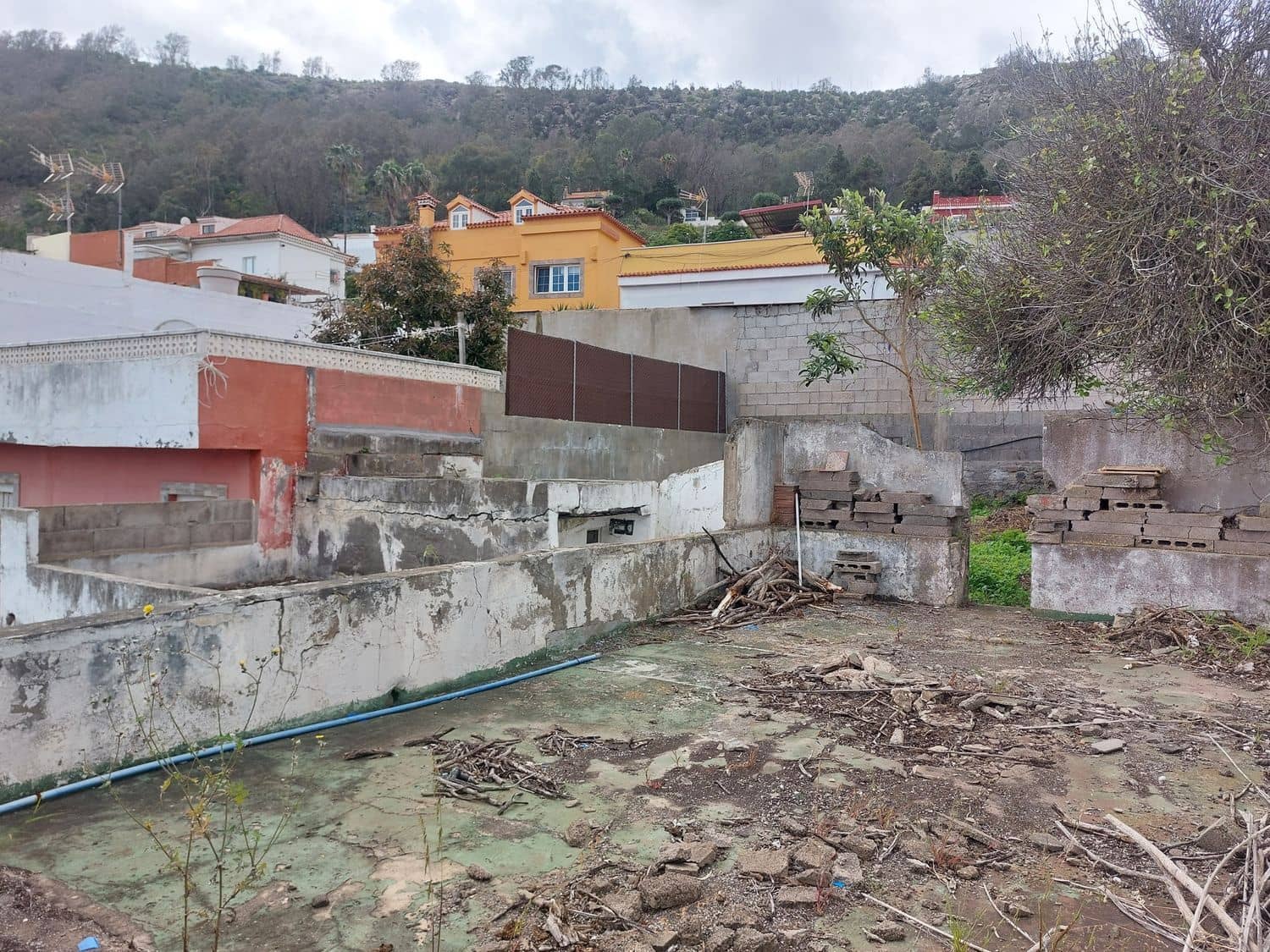 Ruin til salg i Arucas - € 73.500 (Ref: 4201151)