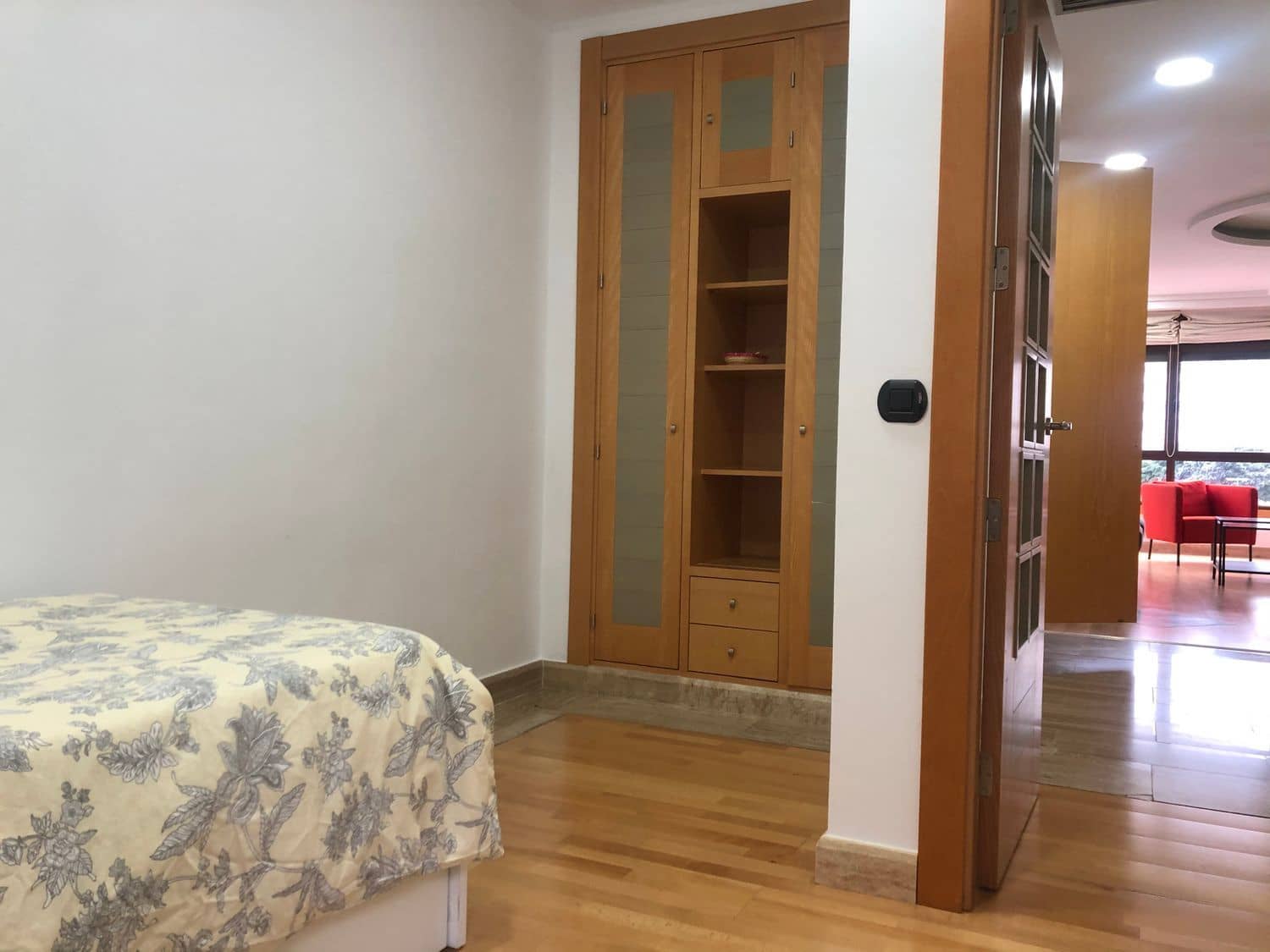 2 bedroom Apartment for rent in Las Palmas de Gran Canaria with garage - € 1,050 (Ref: 4822359)