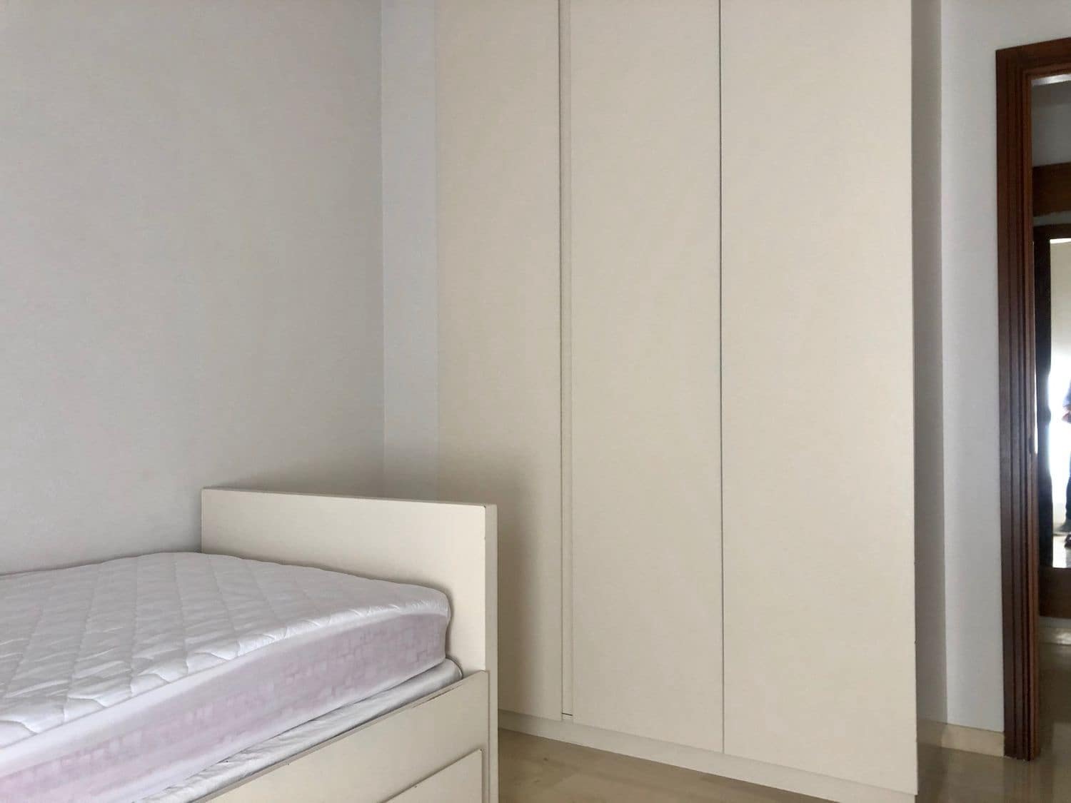 3 slaapkamer Appartement te huur in Las Palmas de Gran Canaria met garage - € 1.200 (Ref: 5556496)