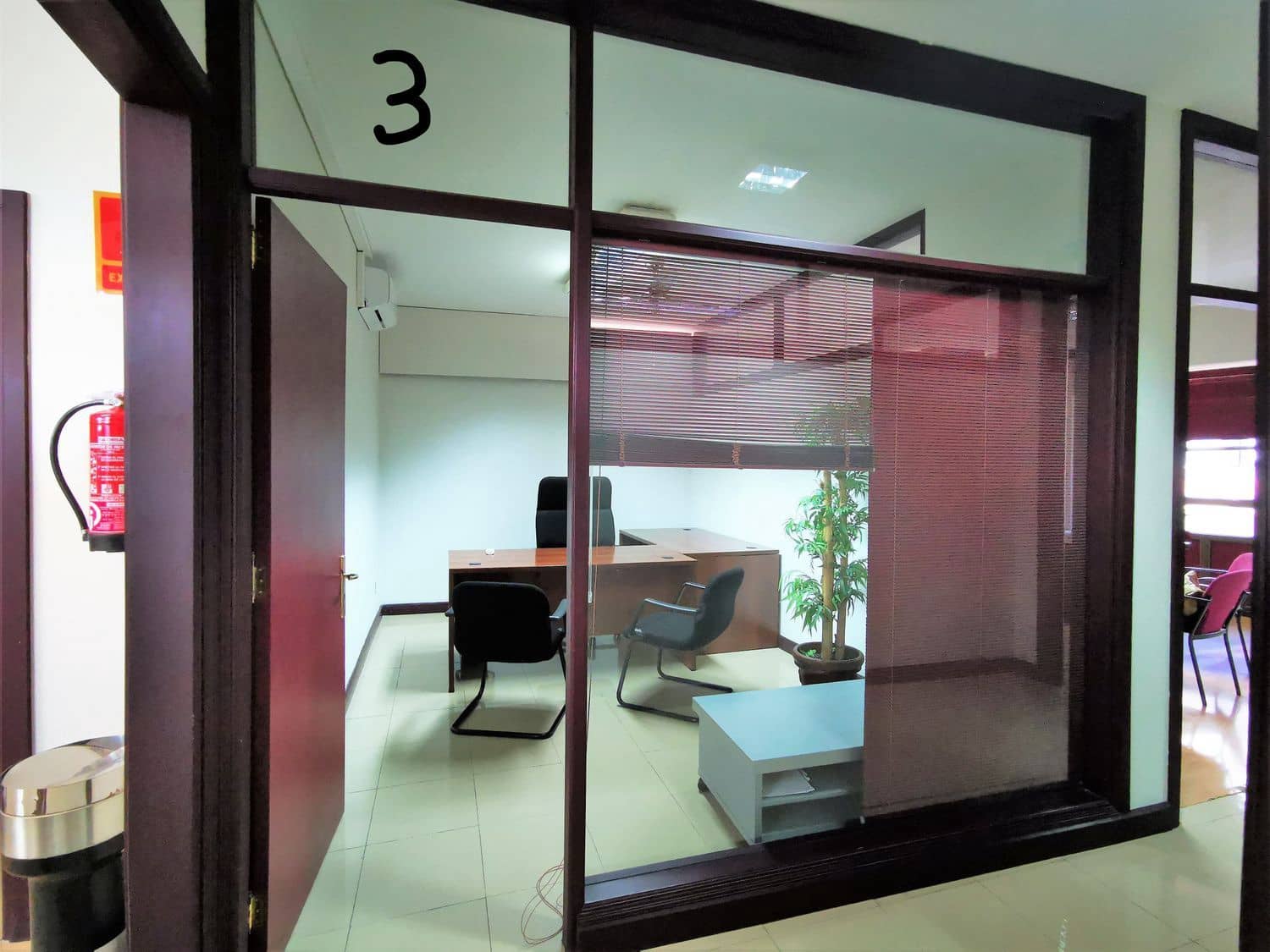 Bureau à louer à Las Palmas de Gran Canaria - 300 € (Ref: 5667362)