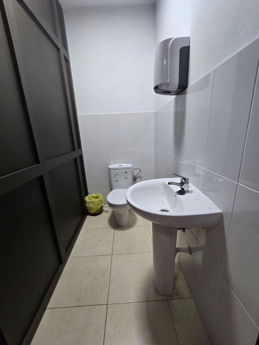 Kontor til leje i Las Palmas de Gran Canaria - € 675 (Ref: 6037813)