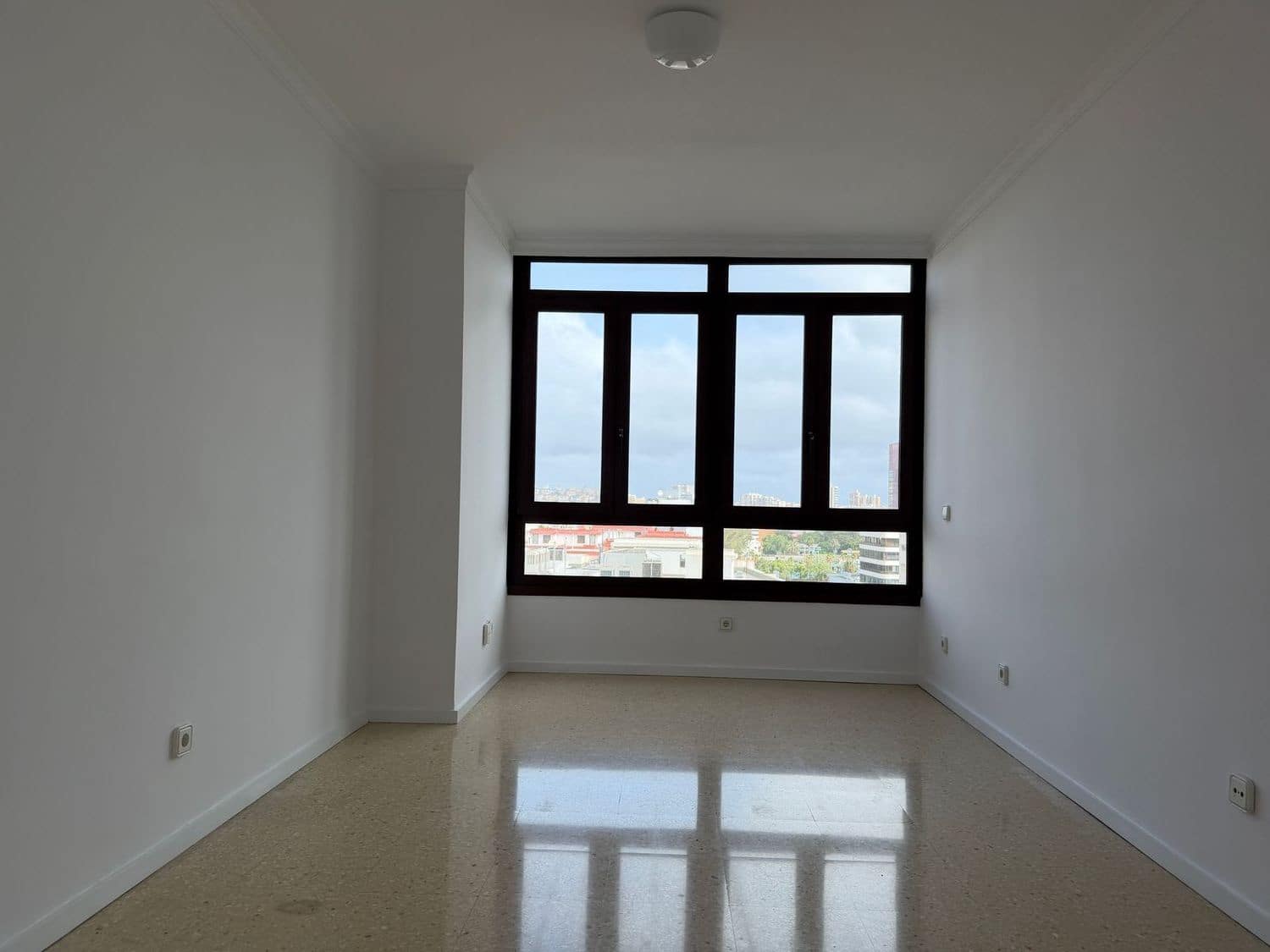 3 makuuhuone Huoneisto vuokrattavana paikassa Las Palmas de Gran Canaria mukana 
autotalli - 1 200 € (Ref: 6062762)