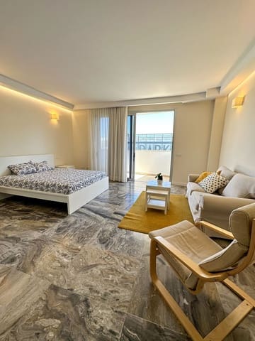 Apartment for rent in Guanarteme, Las Palmas de Gran Canaria with garage - € 900 (Ref: 7394046)