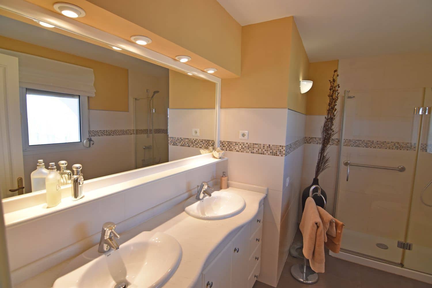 5 slaapkamer Huis te koop in San Bartolome de Tirajana met zwembad garage - € 850.000 (Ref: 7604613)