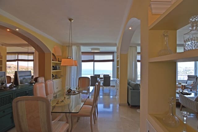 Casa de 5 habitaciones en San Agustín, San Bartolomé de Tirajana en venta con piscina garaje - 850.000 € (Ref: 7604613)