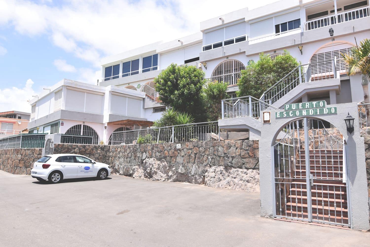 5 quarto Casa em Banda para venda em San Bartolome de Tirajana com piscina garagem - 850 000 € (Ref: 7604613)