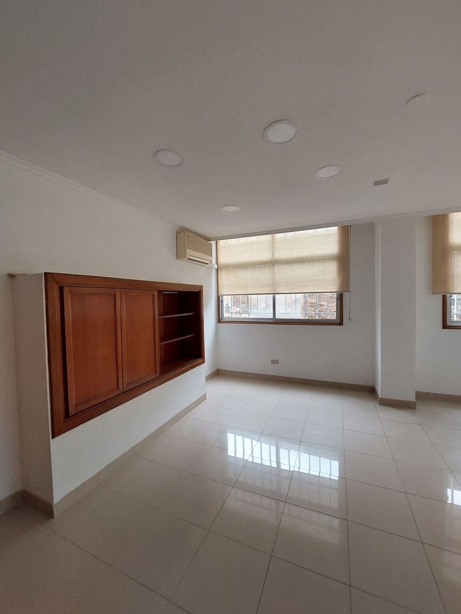 Oficina en Las Palmas de Gran Canaria en alquiler - 390 € (Ref: 7821044)