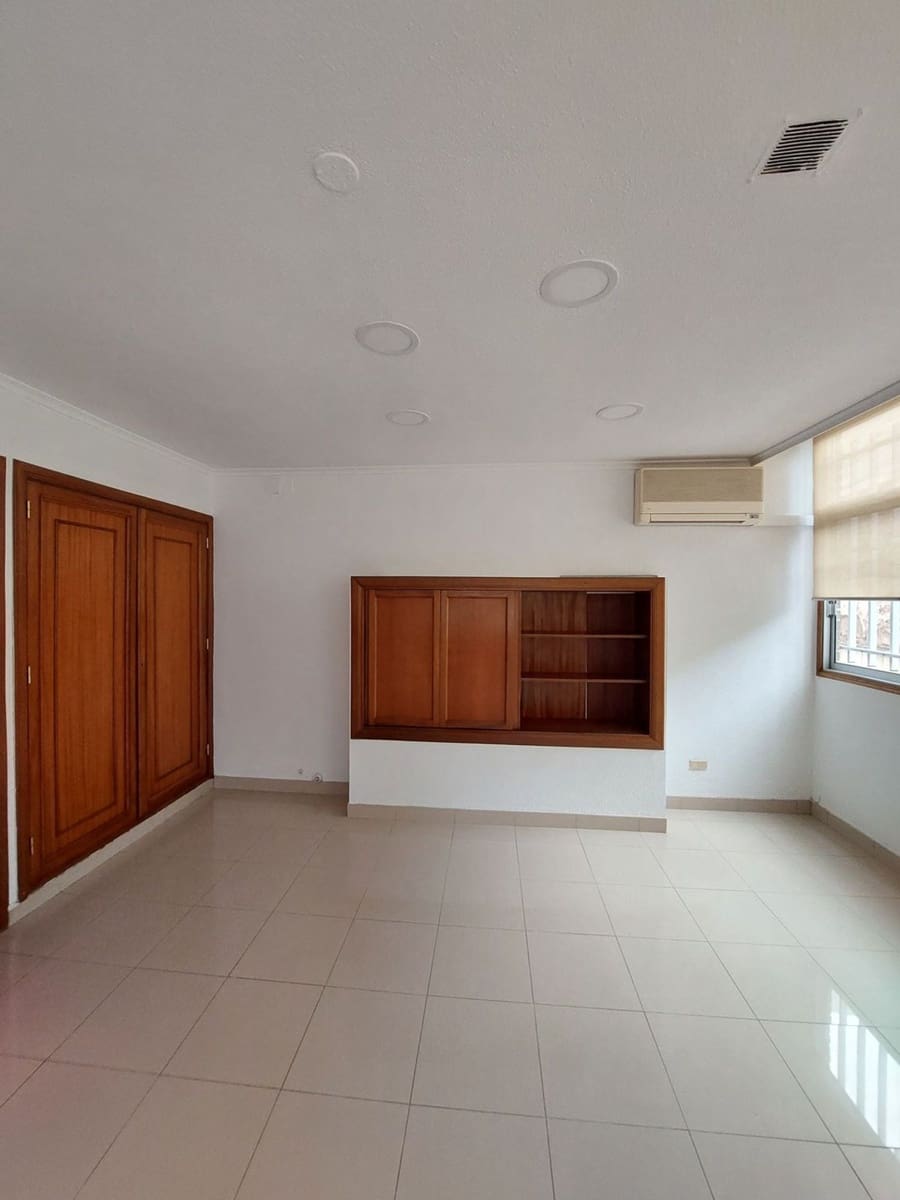 Oficina en Las Palmas de Gran Canaria en alquiler - 390 € (Ref: 7821044)