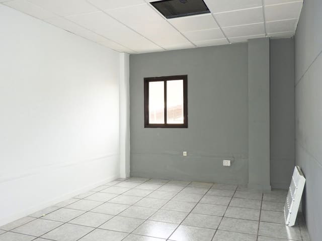 Office for rent in Isleta, Las Palmas de Gran Canaria - € 700 (Ref: 8125269)