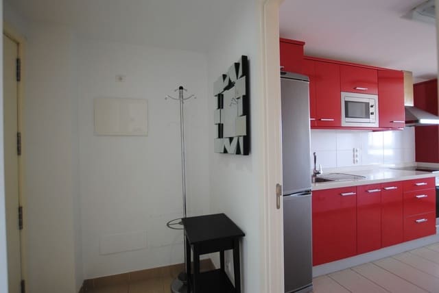 2 sovrum Lägenhet att hyra i Telde med garage - 800 € (Ref: 8171967)