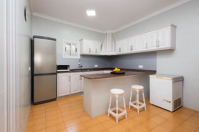 6 soverom Finca/Herregård til salgs i Firgas med garasje - € 414 000 (Ref: 8351771)