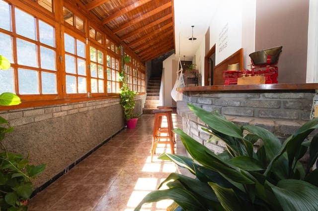 6 soverom Finca/Herregård til salgs i Firgas med garasje - € 414 000 (Ref: 8351771)