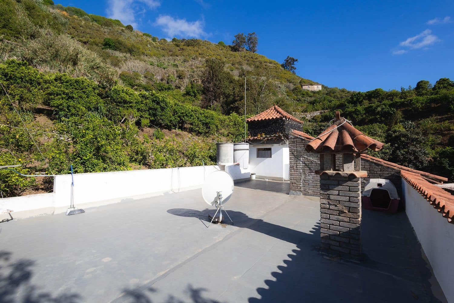 6 soveværelse Finca/Landehus til salg i Firgas med garage - € 414.000 (Ref: 8351771)