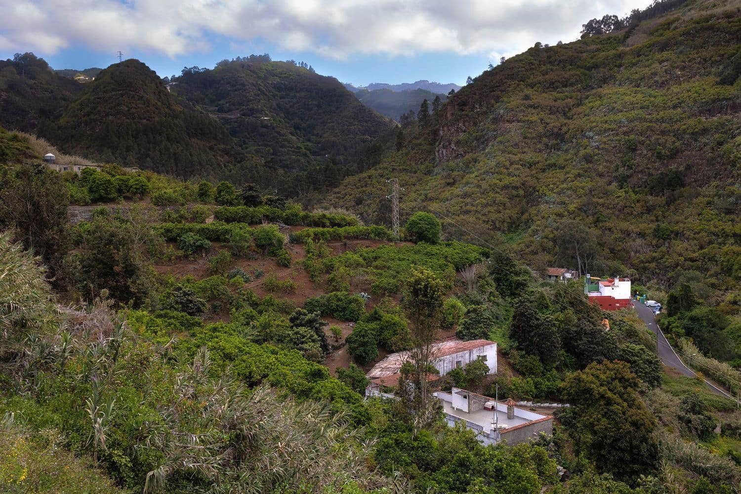 6 soveværelse Finca/Landehus til salg i Firgas med garage - € 414.000 (Ref: 8351771)