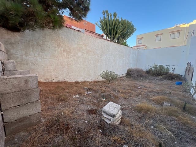 Grunde uden byggetilladelser til salg i Agüimes - € 110.000 (Ref: 8537983)