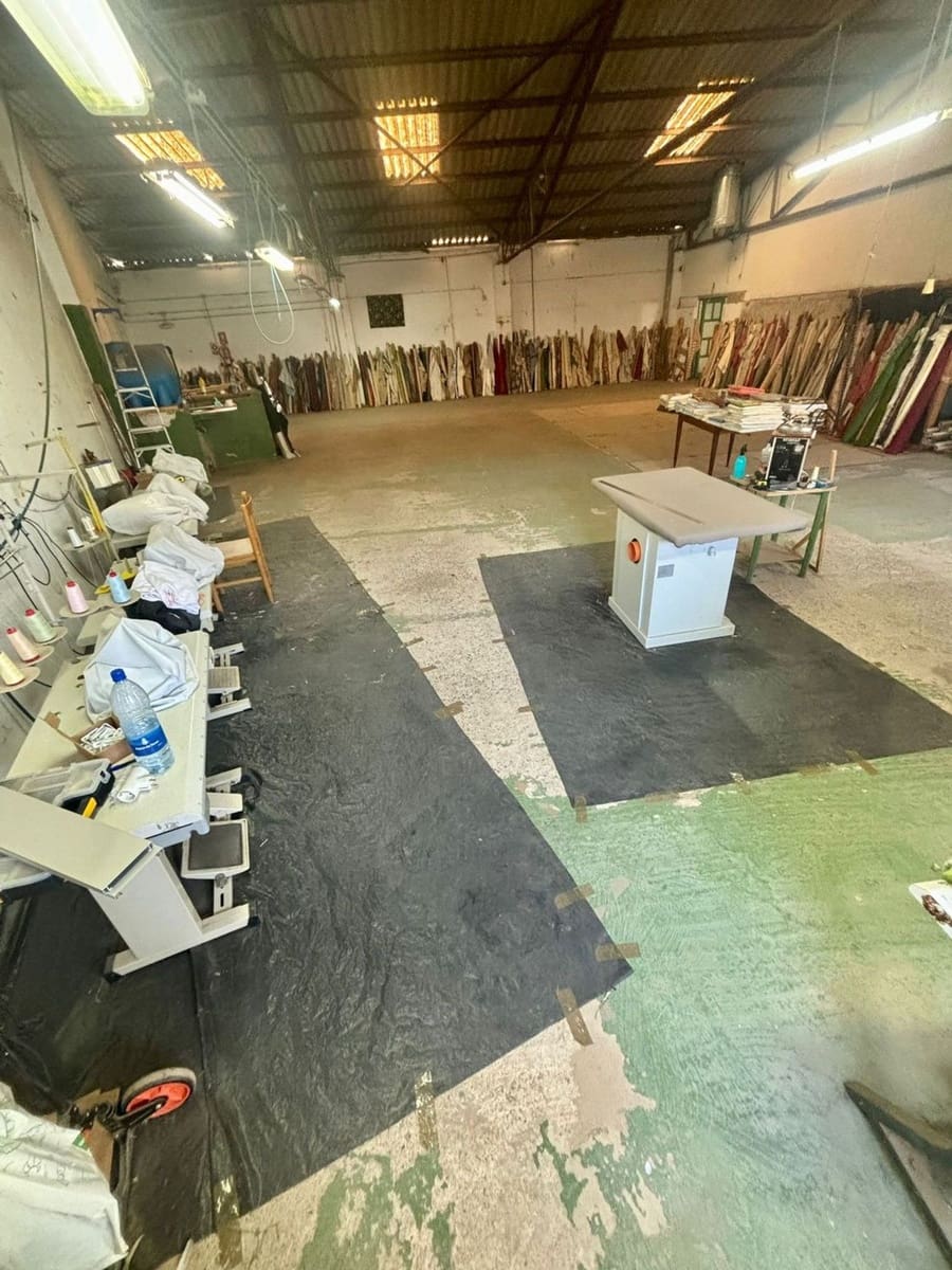 Erhverv til salg i Jinamar - € 240.000 (Ref: 8556592)