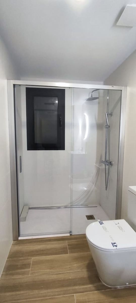 2 bedroom Apartment for rent in Las Palmas de Gran Canaria with garage - € 1,000 (Ref: 8696044)