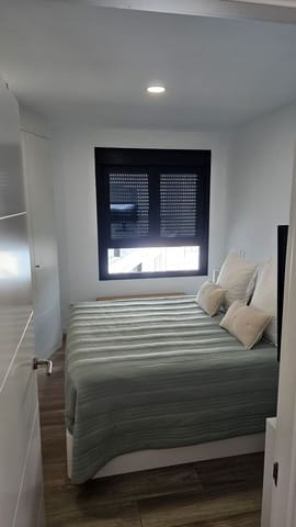 2 soveværelse Lejlighed til leje i Isleta, Las Palmas de Gran Canaria med garage - € 1.000 (Ref: 8696044)