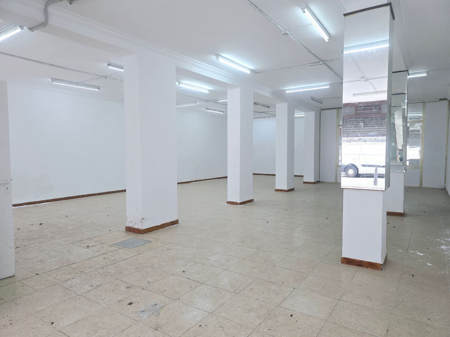 Local Commercial à vendre à Las Palmas de Gran Canaria - 202 000 € (Ref: 8703490)