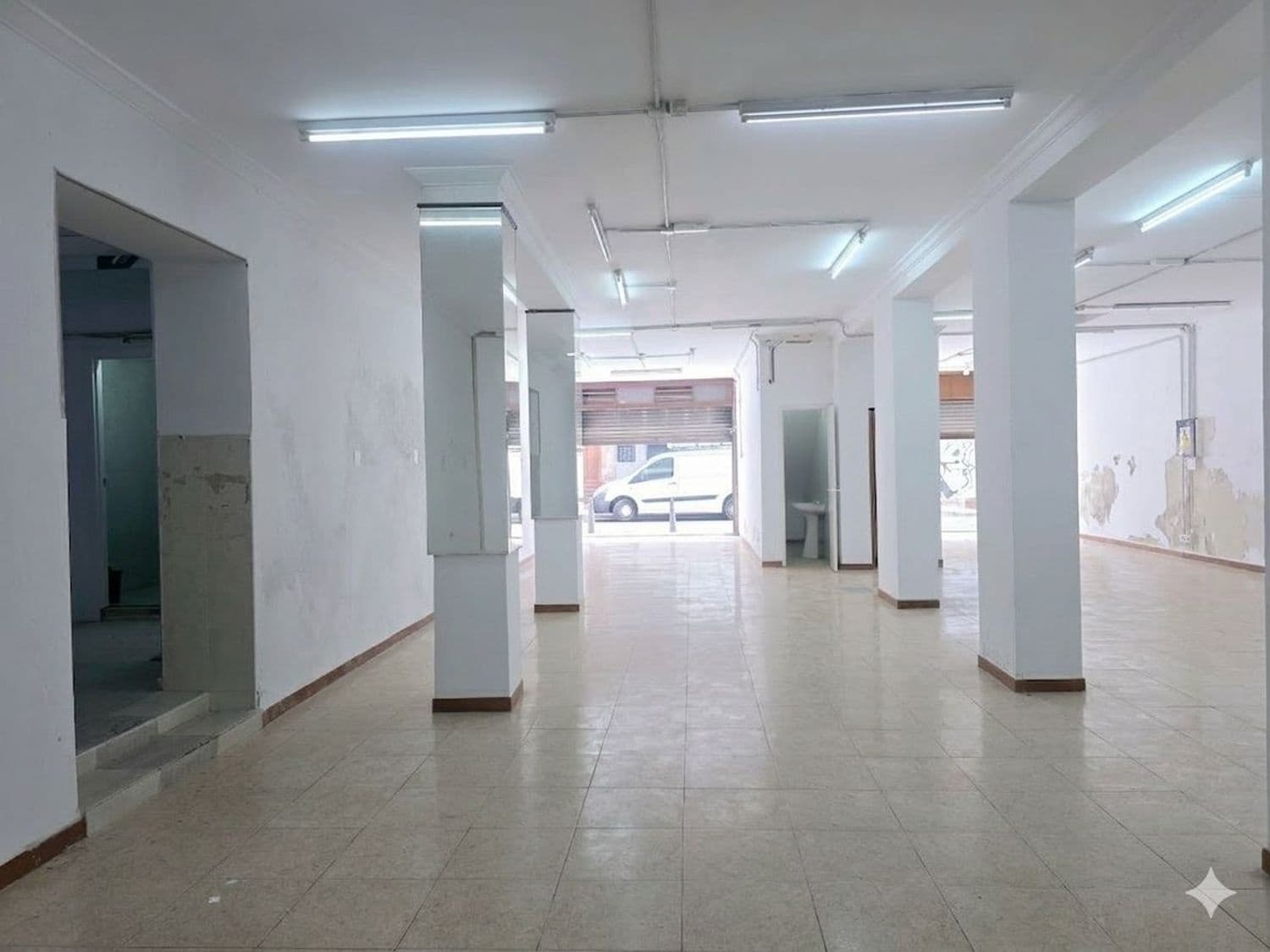 Erhverv til salg i Las Palmas de Gran Canaria - € 202.000 (Ref: 8703490)