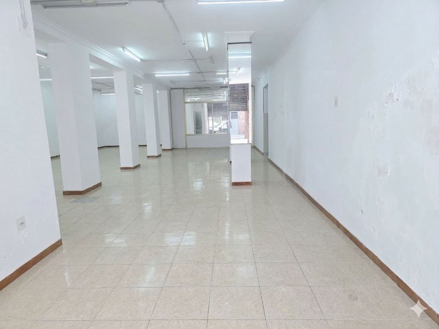 Erhverv til salg i Las Palmas de Gran Canaria - € 202.000 (Ref: 8703490)