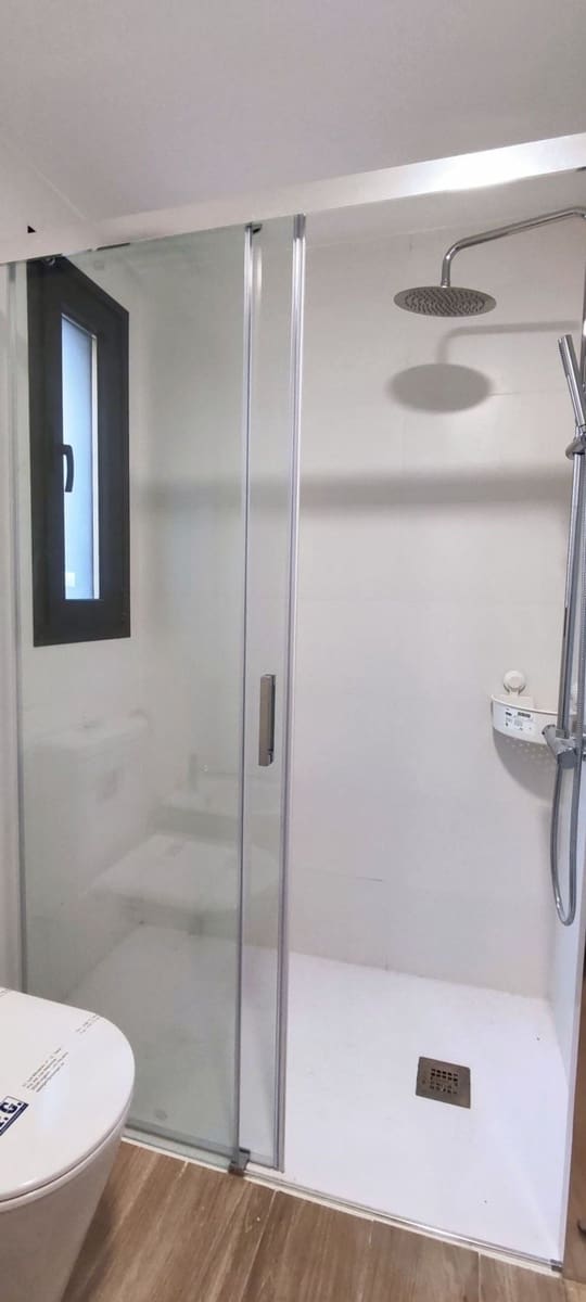 2 slaapkamer Appartement te huur in Las Palmas de Gran Canaria met garage - € 1.275 (Ref: 8716098)