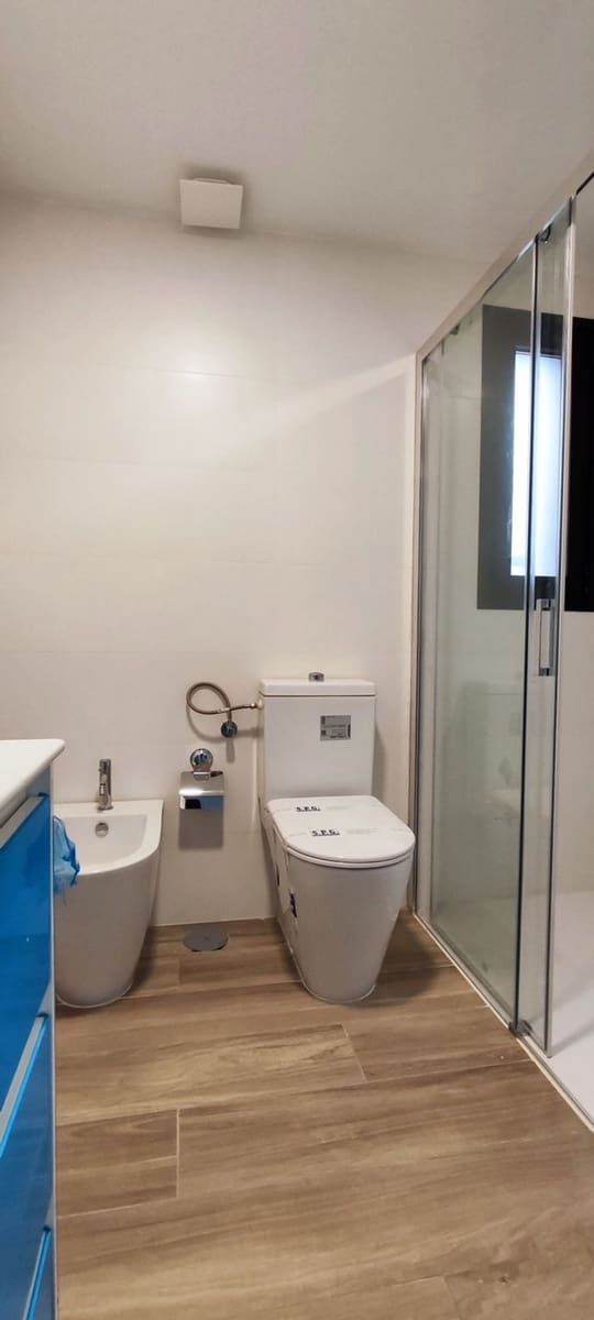 2 slaapkamer Appartement te huur in Las Palmas de Gran Canaria met garage - € 1.275 (Ref: 8716098)