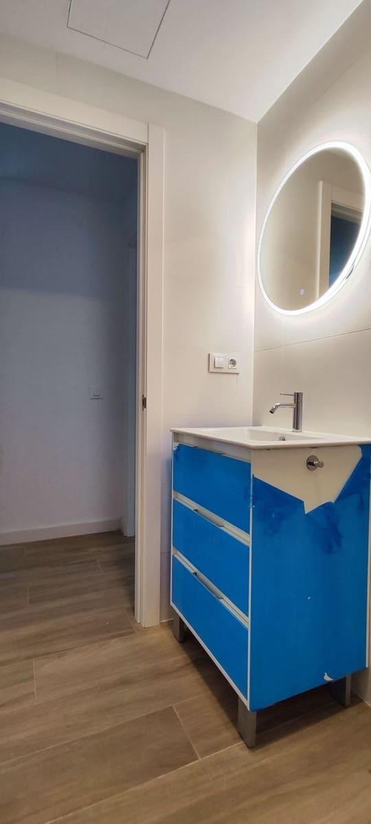 2 slaapkamer Appartement te huur in Las Palmas de Gran Canaria met garage - € 1.275 (Ref: 8716098)