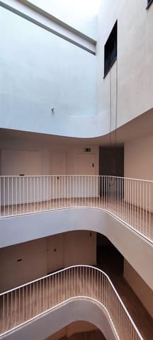 2 slaapkamer Appartement te huur in Isleta, Las Palmas de Gran Canaria met garage - € 1.275 (Ref: 8716098)