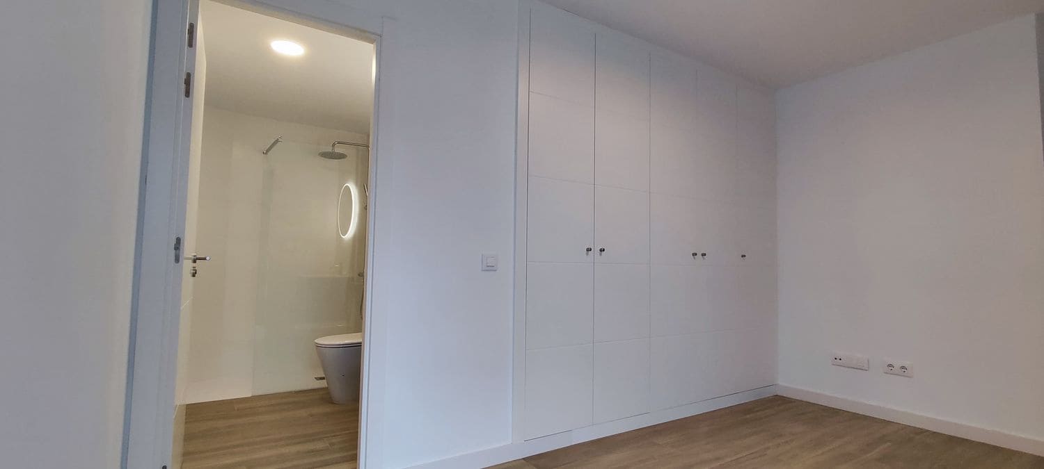 2 slaapkamer Appartement te huur in Las Palmas de Gran Canaria met garage - € 1.275 (Ref: 8716098)